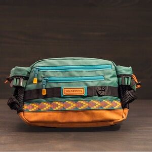 New Wilderdog Mega Hip Pack